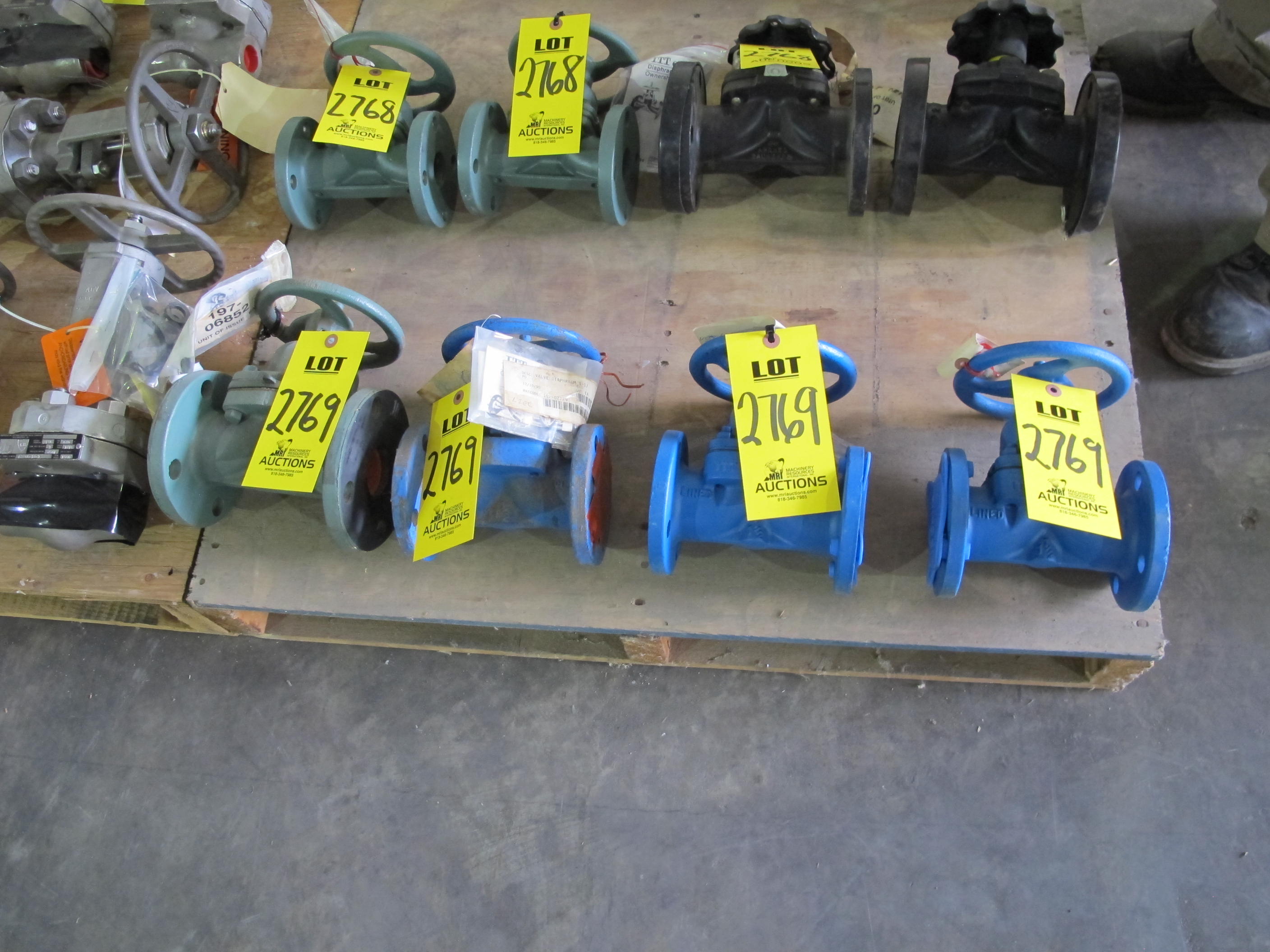 LOT (4) TO INCLUDE: (3) VALVE, DIAPHRAGM TYPE, 1-1/2" SIZE, DUCTILE IRON MATERIAL, FLANGED CONNECTIONS, WEIR STYLE, HANDWHEEL OPERATOR. INDICATING STEM, LINED, PART # 2537-2-M, (1) VALVE, DIAPHRAGM TYPE, 2" SIZE, 150 LB RATING, CAST IRON MATERIAL, FLANGED CONNECTIONS, WIER STYLE, NEOPRENE TRIM, NEOPRENE GRADE T DIAPHRAGM, HARD RUBBER LINING SOFTGOODS, INDICATING STEM HANDWHEEL OPERATOR. PART # 107 (W-51) LOADING & HANDLING FEE $15-